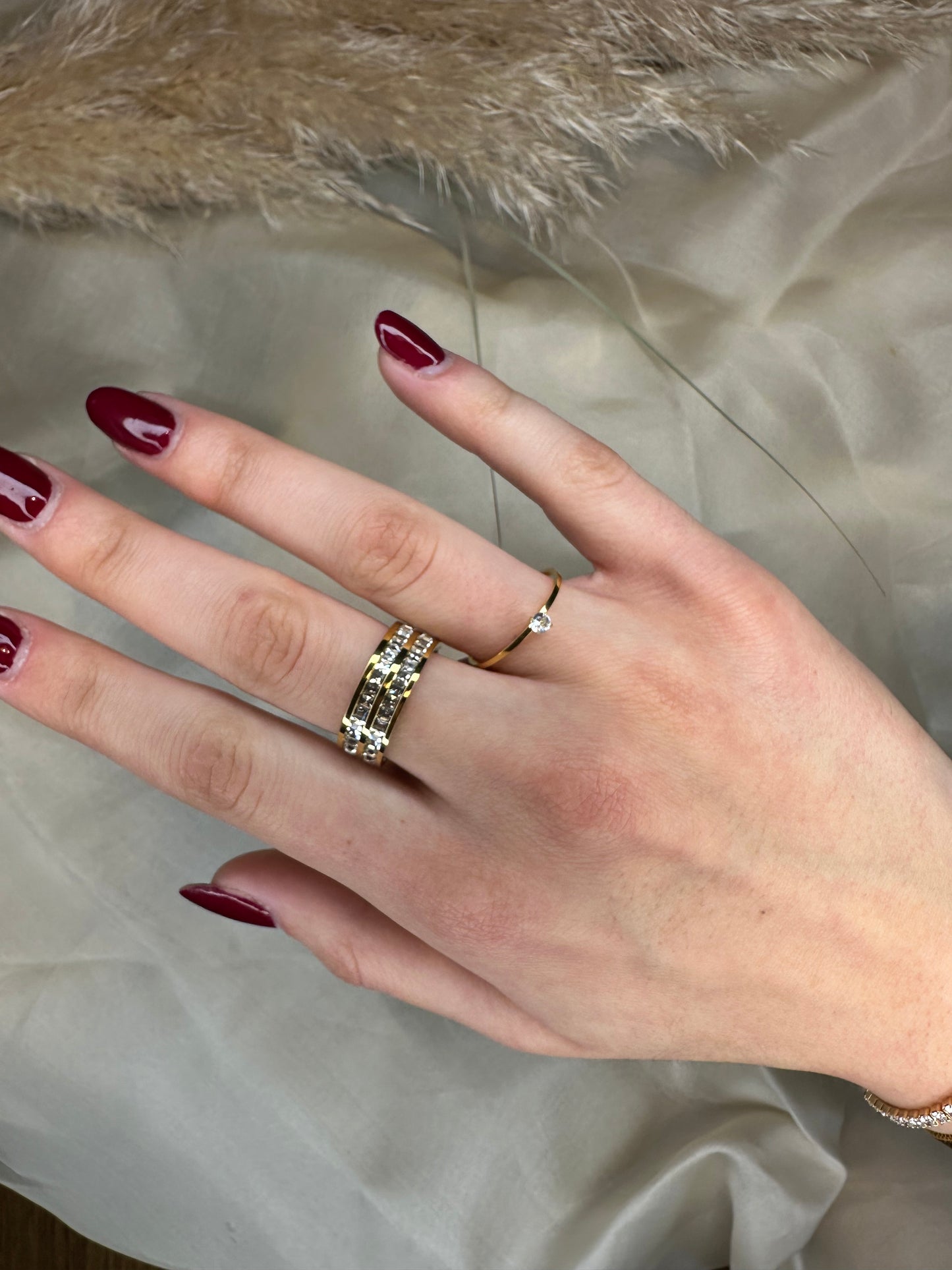 "Stephy" anello placcato in oro 18 kt con zirconi incastonati