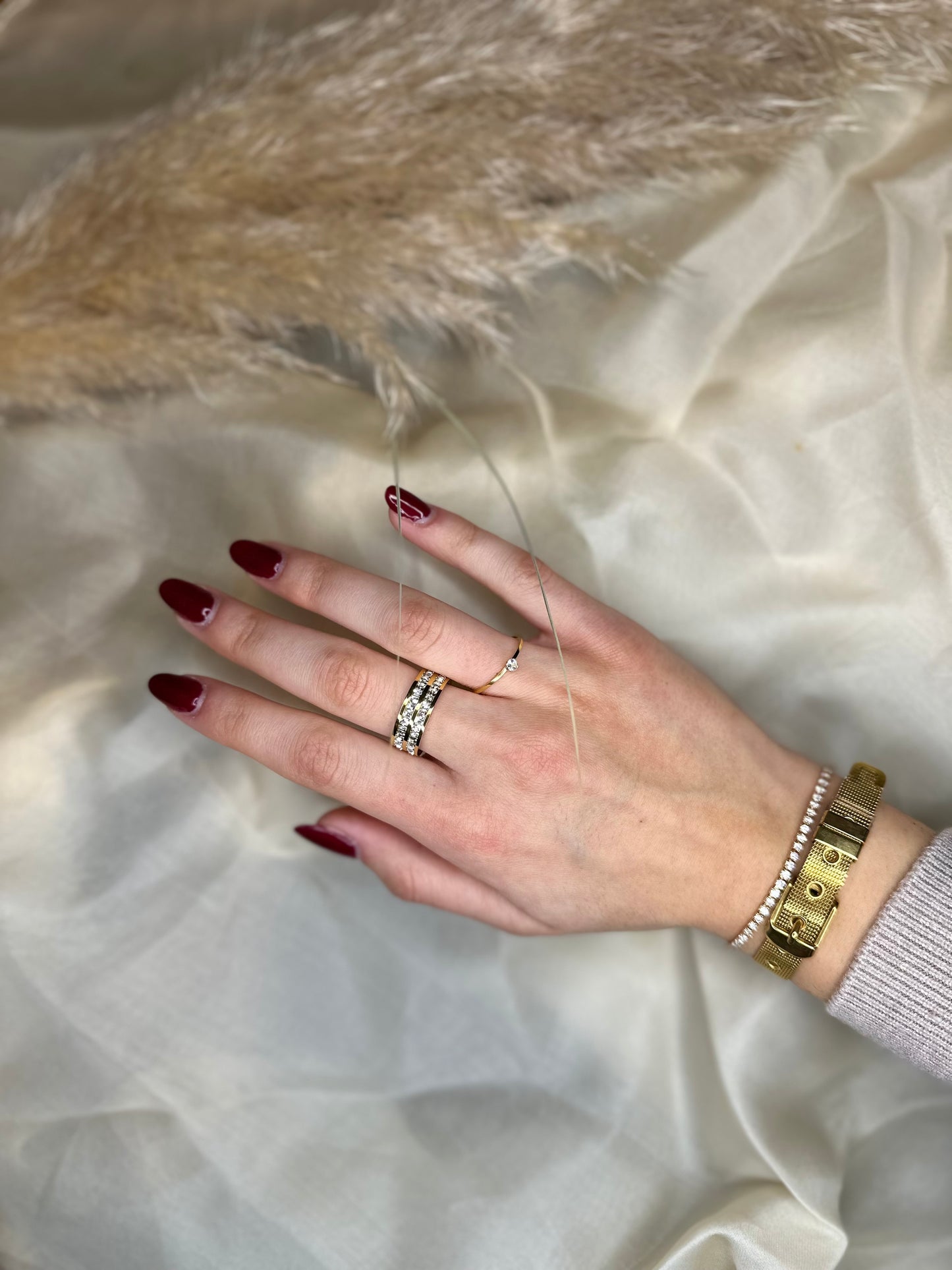 "Stephy" anello placcato in oro 18 kt con zirconi incastonati
